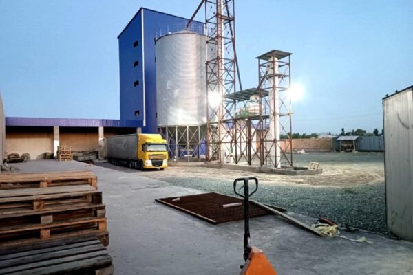 Complete pellet production line for animal feed processing